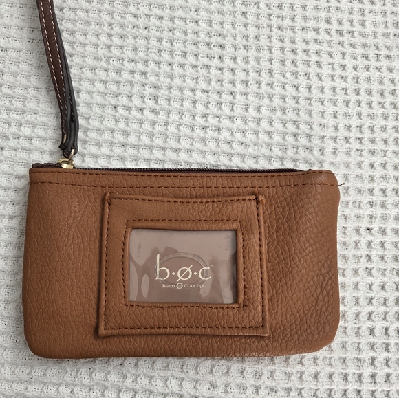 boc Handbags - BOC Wristlet Wallet